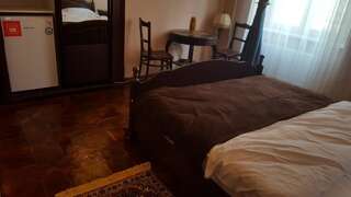 Гостевой дом Zira Residence Брашов Улучшенный номер с кроватью размера «queen-size»-10